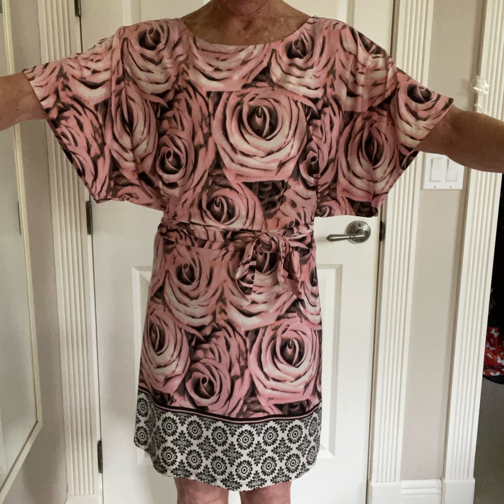 BCBG MaxAzria Dress it up dress it down love love love this dress